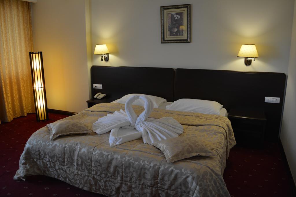 Hotel Esplanada Tulcza Zewnętrze zdjęcie