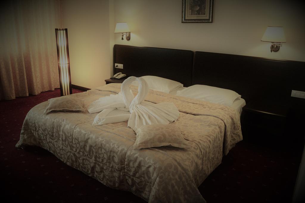 Hotel Esplanada Tulcza Zewnętrze zdjęcie