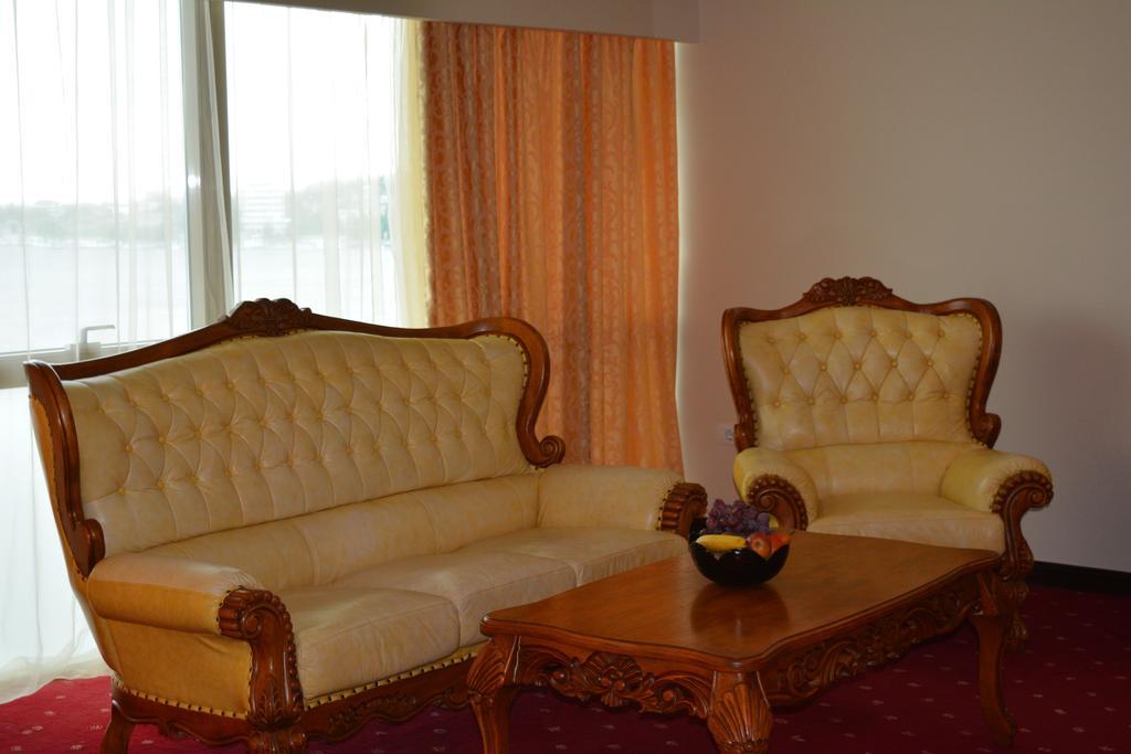 Hotel Esplanada Tulcza Zewnętrze zdjęcie
