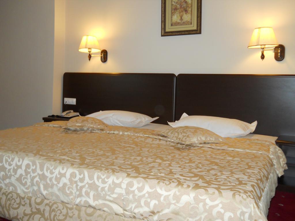 Hotel Esplanada Tulcza Zewnętrze zdjęcie